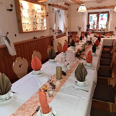 Naturhotel Lindenhof 3*