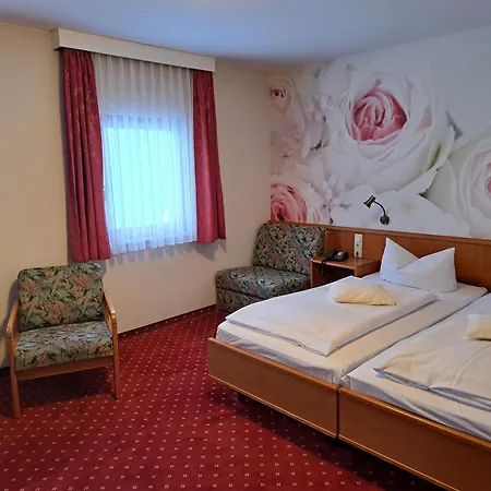 Naturhotel Lindenhof 3*