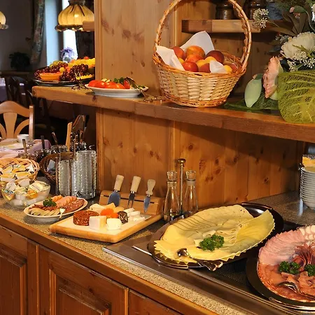 Hotell Naturhotel Lindenhof 3*
