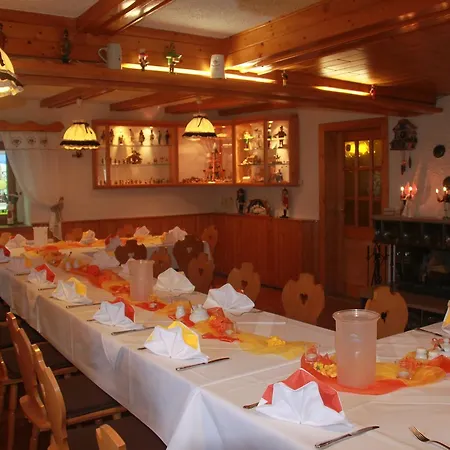 Naturhotel Lindenhof 3* Rechenberg-Bienenmuhle