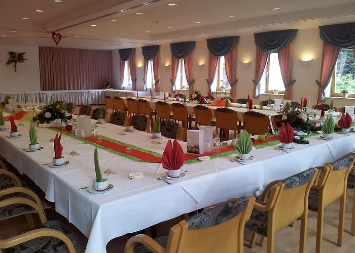 Naturhotel Lindenhof Rechenberg-Bienenmuhle